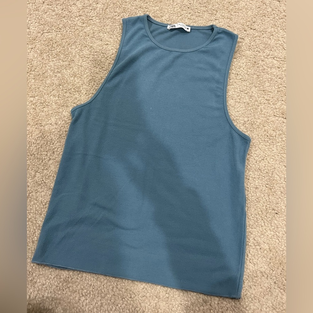 Zara basic blue sleeveless top size M runs like S